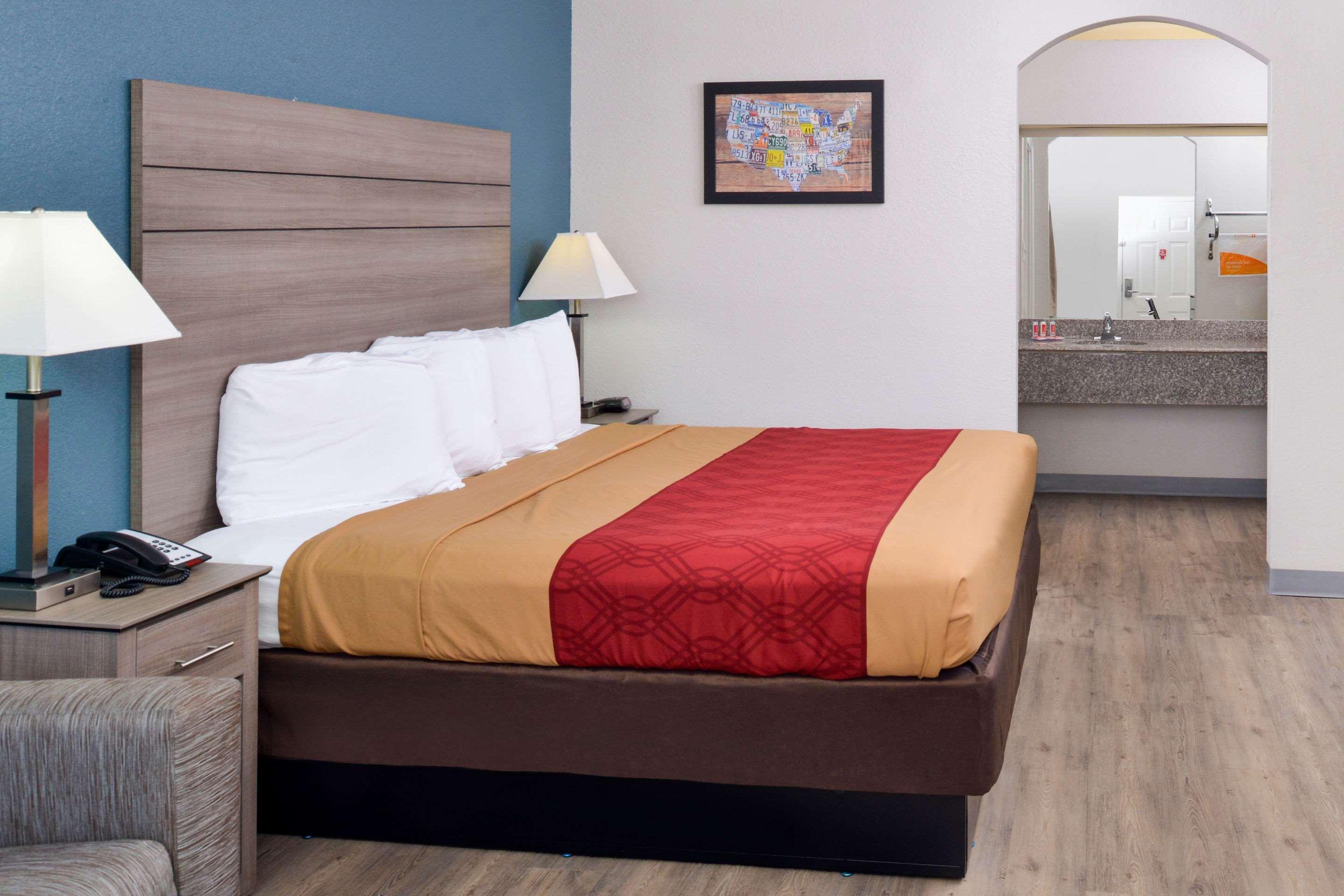 Econo Lodge Inn & Suites Port Arthur Near Sabine Pass Exteriör bild