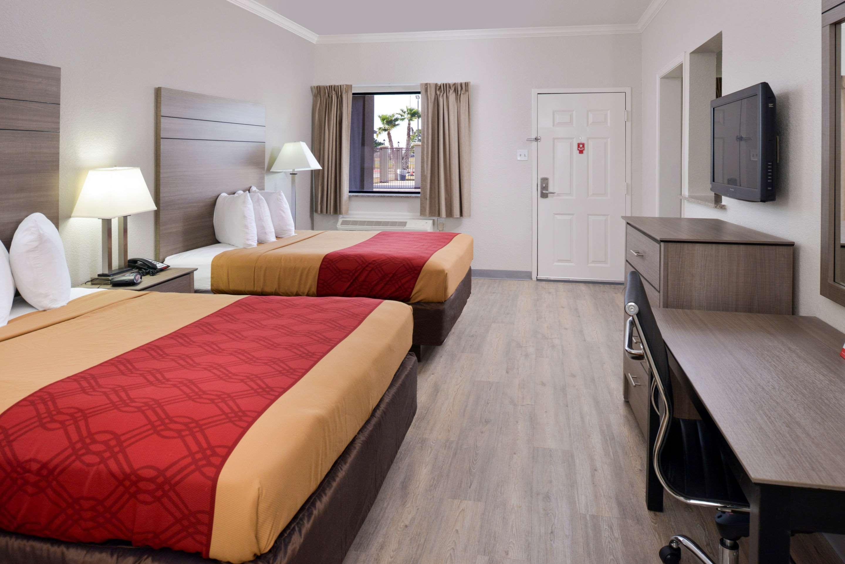 Econo Lodge Inn & Suites Port Arthur Near Sabine Pass Exteriör bild